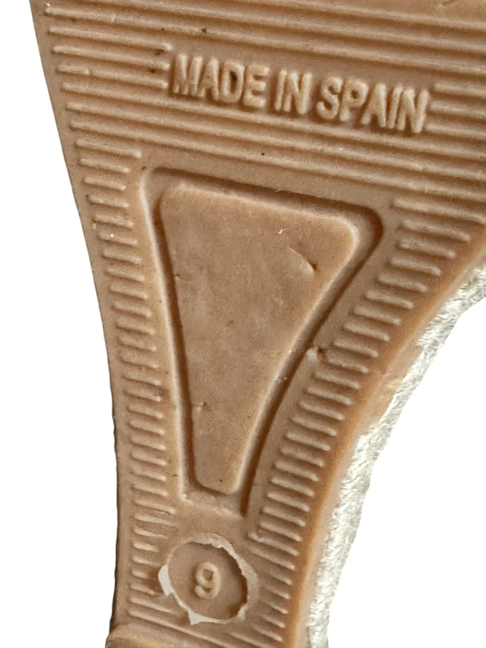 Saks Fifth Avenue Women’s Tan Suede Pom Pom Espadrille Wedges Resort Size 9